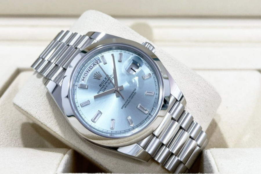 The Watch Buyers Group on South Lake Avenue in Pasadena. Buy, Sell, Trade New or Used Watches.